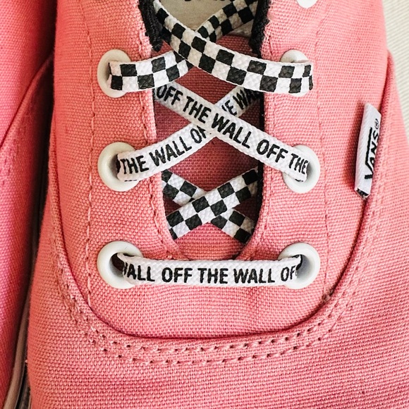 Pink Vans Era LX in pre owned mint condition; Pink + THE LACES! - Picture 3 of 6
